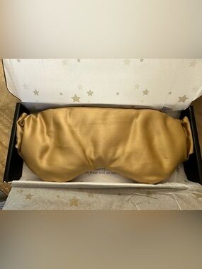 Yana Luxurious Weighted Eye Mask for Women